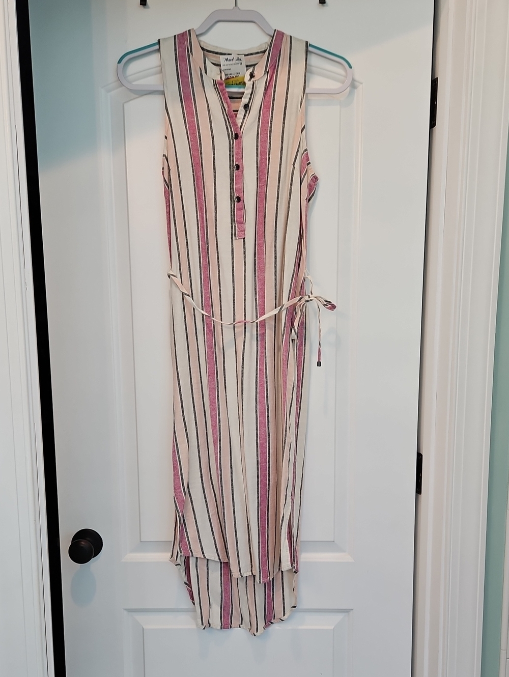 Splendid Sleeveless High-Low Striped Midi Dress in Pink and White